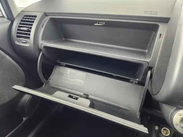 ホンダ フィット 1．5A 愛知県 2004(平16)年 14.5万km サテンシルバーメタリック ドライブレコーダー/純正AW/革巻きステアリング/ETC/AC