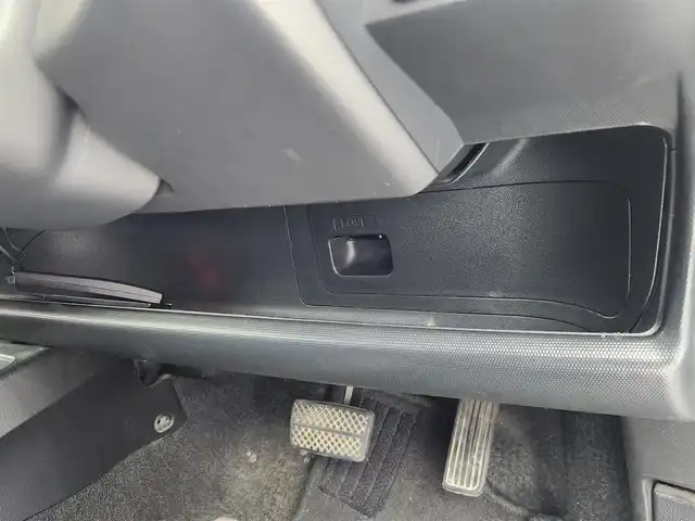 ホンダ フィット 1．5A 愛知県 2004(平16)年 14.5万km サテンシルバーメタリック ドライブレコーダー/純正AW/革巻きステアリング/ETC/AC