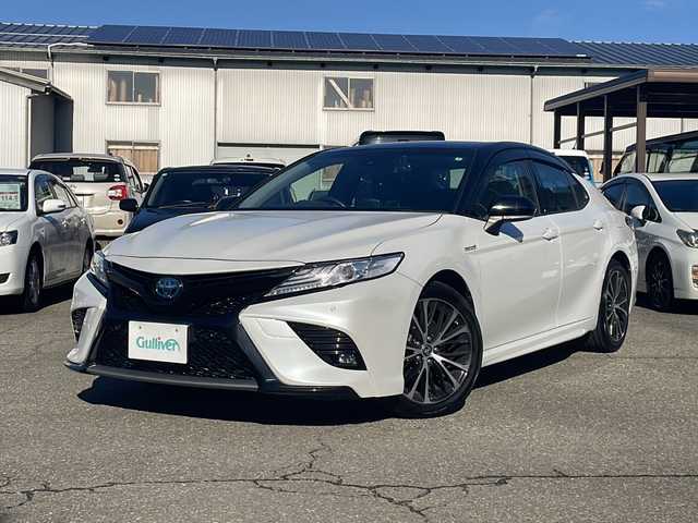 トヨタ カムリ WS 福井県 2019(令1)年 5.1万km アティチュードブラックマイカ/プラチナホワイトパールマイカ ワンオーナー/メーカーナビゲーション/フルセグテレビ/バックカメラ/プリクラッシュセーフティ/レーンキープアシスト/ヘッドアップディスプレイ/ブラインドスポットモニター/アダプティブクルーズコントロール/パドルシフト/ハーフレザーシート/D席パワーシート/ETC（ビルトイン）/クリアランスソナー/LEDヘッドライト/LEDフォグランプ/USBポート/純正18インチアルミホイール/前後ドライブレコーダー/ミラーヒーター/オートハイビーム/オートライト/オートリトラミラー/ステアリングリモコン/プッシュスタート/スマートキー/保証書/取扱説明書