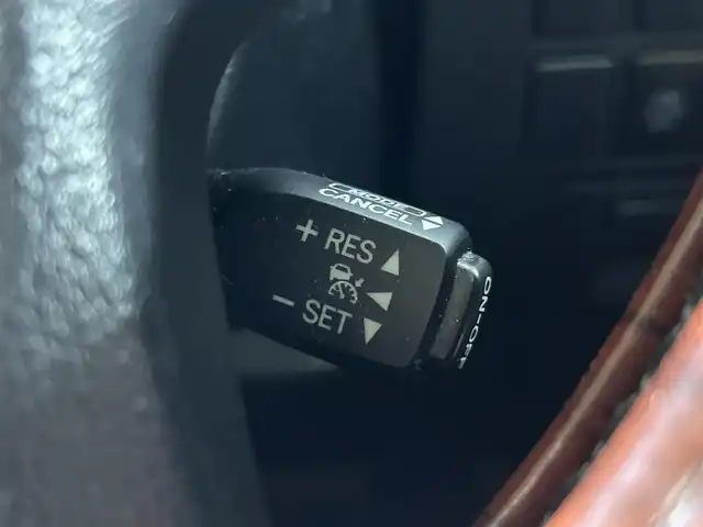 トヨタ ヴェルファイア X 佐賀県 2016(平28)年 14.2万km ブラック 純正ＳＤナビ　/フリップダウンモニター　/４ＷＤ　/横滑り防止　/先行車発進告知機能　/前後コーナーセンサー　/アイドリングストップ　/電動パーキングブレーキ　/ブレーキホールド　/片側パワスラ　/バックカメラ/社外18インチアルミ/純正フロアマット/オートライト/電格ミラー