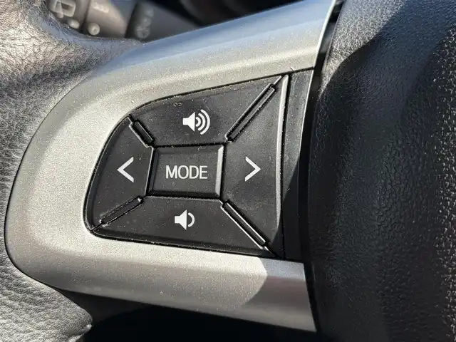 トヨタ タンク カスタムG－T 京都府 2019(平31)年 7.7万km ブラックマイカメタリック ・SDナビ(NSZT-Y68T)/　バックカメラ/　サイドカメラ/　マルチアラウンドビューモニター/　CD/DVD再生/　SD再録/　Bluetooth/・シートヒーター(D/N席)/・パーキングセンサー/・衝突軽減システム/・横滑り防止/・クルーズコントロール/・ステアリングリモコン/・ETC/・純正マット/・純正バイザー/・取説