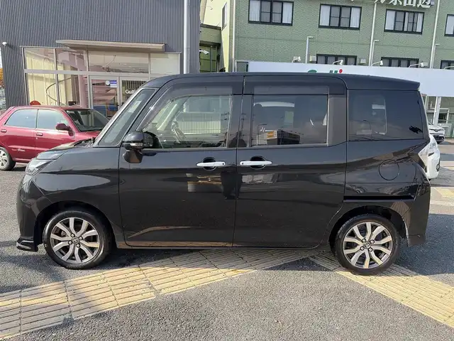 トヨタ タンク カスタムG－T 京都府 2019(平31)年 7.7万km ブラックマイカメタリック ・SDナビ(NSZT-Y68T)/　バックカメラ/　サイドカメラ/　マルチアラウンドビューモニター/　CD/DVD再生/　SD再録/　Bluetooth/・シートヒーター(D/N席)/・パーキングセンサー/・衝突軽減システム/・横滑り防止/・クルーズコントロール/・ステアリングリモコン/・ETC/・純正マット/・純正バイザー/・取説