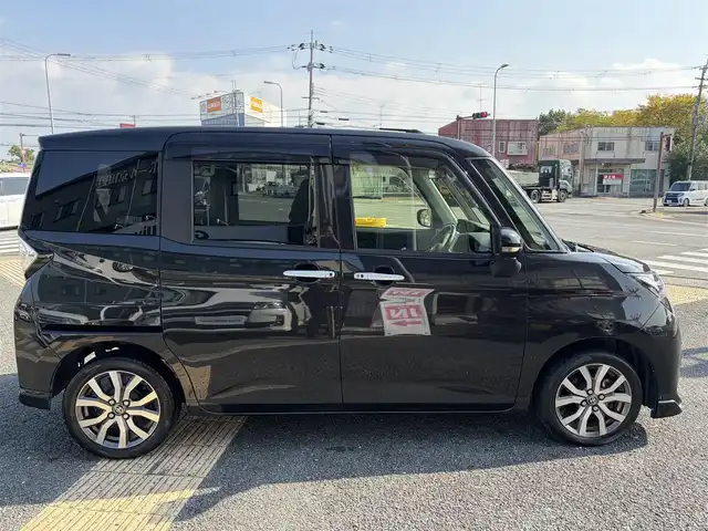 トヨタ タンク カスタムG－T 京都府 2019(平31)年 7.7万km ブラックマイカメタリック ・SDナビ(NSZT-Y68T)/　バックカメラ/　サイドカメラ/　マルチアラウンドビューモニター/　CD/DVD再生/　SD再録/　Bluetooth/・シートヒーター(D/N席)/・パーキングセンサー/・衝突軽減システム/・横滑り防止/・クルーズコントロール/・ステアリングリモコン/・ETC/・純正マット/・純正バイザー/・取説