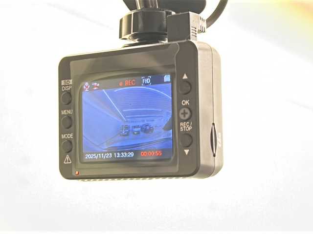 マツダ ＣＸ－５ 25S プロアクティブ 道央・札幌 2015(平27)年 5.6万km クリスタルホワイトパールマイカ ・４ＷＤ/・寒冷地仕様/・マツダ純正ナビ（TV/DVD/AM/FM/BT）/・バックカメラ/・クリアランスソナー/・衝突軽減ブレーキ/・車間認知支援システム/・ブラインドスポットモニタリング/・トラクションコントロール/・どD/AM/FM/BT）/・バックカメラ/・ソナー前後/・衝突軽減ブレーキ/・車間認知支援システム/・ブラインドスポットモニタリング/・トラクションコントロール/・ドライバーアテンションアラート/・クルーズコントロール（追従機能付）/・ステアリングスイッチ/・電動パーキングブレーキ/・ＢＯＳＥサウンドシステム/・ＵＳＢポート×２/・LEDヘッドライト/・フォグランプ/・オートライト/・ヘッドランプウォッシャー/・社外ETC/・社外ドライブレコーダー/・純正エンジンスターター/・スマートキー/・スペアキー/・プッシュスタート