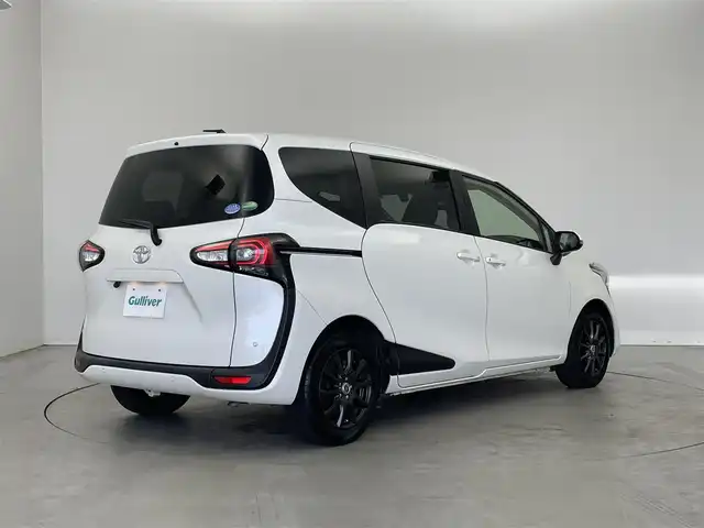 トヨタ シエンタ G クエロ 埼玉県 2019(令1)年 3.4万km ホワイトパールクリスタルシャイン 社外ナビ （ワンセグTV/DVD/CD/SD/チューナー）/オートエアコン　/両側パワースライドドア /バックカメラ　/ドラレコ　/ETC /アイドリングストップ　/スマートキー/プッシュスタート　/フロアマット　/社外15インチアルミホイール　/LEDヘッドライト/オートハイビーム/衝突軽減ブレーキ