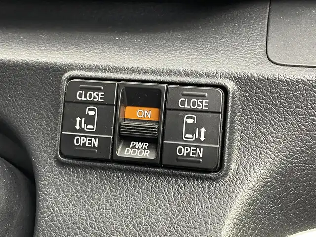 トヨタ シエンタ G クエロ 埼玉県 2019(令1)年 3.4万km ホワイトパールクリスタルシャイン 社外ナビ （ワンセグTV/DVD/CD/SD/チューナー）/オートエアコン　/両側パワースライドドア /バックカメラ　/ドラレコ　/ETC /アイドリングストップ　/スマートキー/プッシュスタート　/フロアマット　/社外15インチアルミホイール　/LEDヘッドライト/オートハイビーム/衝突軽減ブレーキ