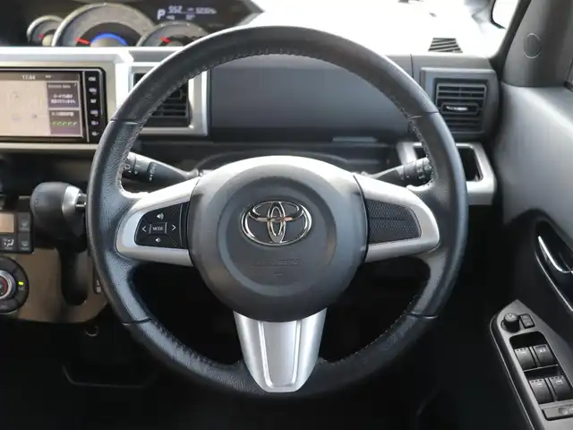 トヨタ ピクシスメガ Gターボ SAⅢ 福島県 2020(令2)年 5.3万km パールホワイトⅢ  ワンオーナー/ 4WD/ 純正ナビ・フルセグTV/ 純正バックカメラ/ 両側パワースライドドア/ スマートキー/ スマートアシスト/ アイドリングストップ/ 純正LEDヘッドライト/ 純正フォグランプ/ 社外１４インチアルミホイル/ 新車保証書/ 取扱説明書