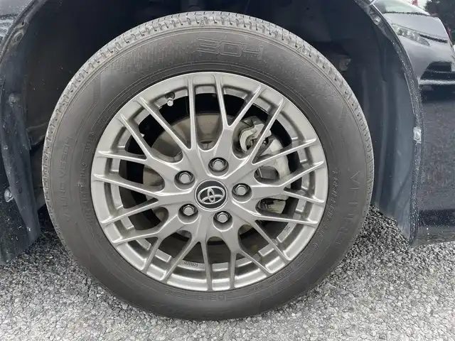 トヨタ ノア ハイブリッド Si ダブルバイビー 埼玉県 2017(平29)年 4.1万km ブラック ワンオーナー/シートヒーター/純正メモリーナビ＆ワンセグＴＶ/（ＤＶＤ＆ＣＤ＆ＢＴ）/フリップダウンモニター/バッックカメラ/ビルトインＥＴＣ（２.０）/純正ドライブレコーダー/トヨタセーフティーセンス/クルーズコントロール/革巻きステアリング/ステアリングリモコン/両側パワースライドドア/純正エアロ/純正１６inアルミホイール/オートハイビーム/オートライト/ＬＥＤライト/フォグランプ/ウィンカーミラー/オート電動格納ミラー/スマートキー/プッシュスタート/Ｗ＆サイド＆カーテンエアバッグ/横滑り防止装置/ＡＢＳ/ドアバイザー/フロアマット/新車保証書/取扱説明書/ナビ取扱説明書/スマートスペアキー有