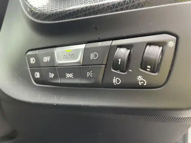 ＢＭＷ １１８ｄ プレイ エディションジョイ+ 石川県 2020(令2)年 8.2万km アルピンホワイトⅢ ワンオーナー/ディーゼルターボ/純正ナビ/フルセグTV/バックカメラ/パワーバックドア/LEDヘッドライト/純正アルミホイール/インテリジェントセーフティ/スマートキー/プッシュスタート/クルーズコントロール/ドライブレコーダー/保証書