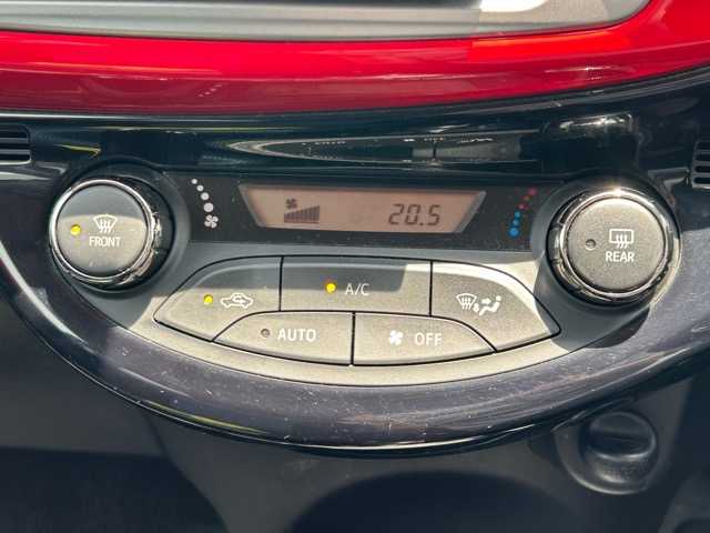 トヨタ ヴィッツ RS 千葉県 2011(平23)年 7.1万km グレーメタリック 社外ナビ/フルセグテレビ/Bluetooth/iPod接続/CD/DVD/SD再生/ETC/電動格納ウィンカーミラー/オートライト/オートエアコン/スマートキー/プッシュスタート/Wエアバッグ/革巻きステアリング/純正フロアマット/純正１６インチアルミホイール/ドアバイザー/フロントフォグランプ/保証書/取扱説明書