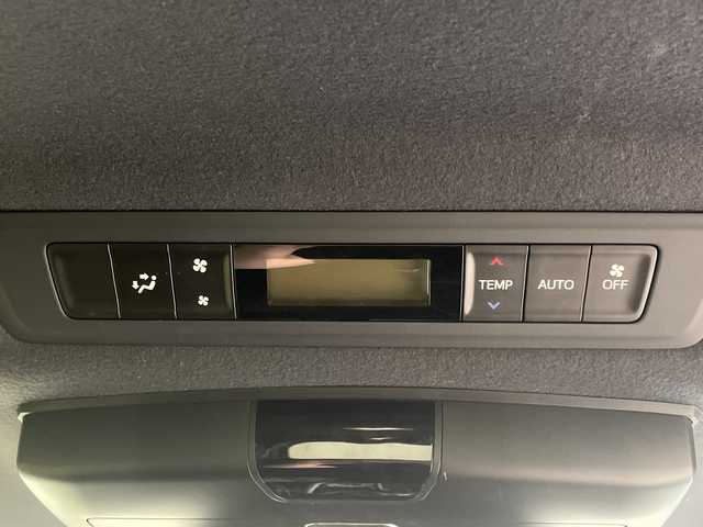 トヨタ ヴォクシー ZS 煌 福岡県 2019(平31)年 8.5万km ホワイトパールクリスタルシャイン 社外8型ナビ/・Bluetooth/・CD/DVD/・フルセグテレビ/バックカメラ/ALPINEフリップダウンモニター/両側パワースライドドア/衝突軽減ブレーキ/レーンキープアシスト/オートマチックハイビーム/クルーズコントロール/ETC/LEDヘッドライト