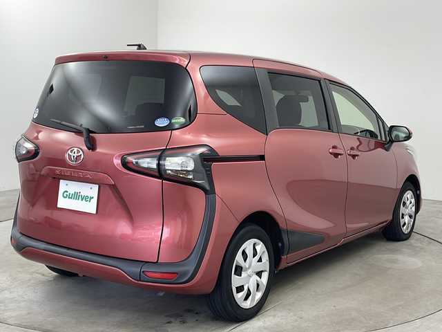 トヨタ シエンタ G 兵庫県 2016(平28)年 2.5万km レッドマイカM ・純正SDナビ/CD/TV/Bluetooth接続/SD/・前席シートヒーター/・バックカメラ/・両側パワースライドドア/・LEDヘッドライト/・オートライト/・プッシュスタート/・ステアリングスイッチ/・スマートキー/・純正フロアマット/・取扱説明書