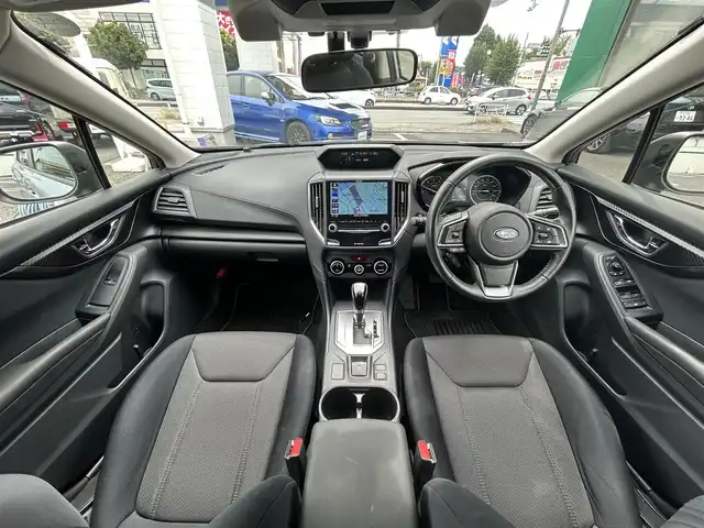 スバル インプレッサ スポーツ 1．6i－Lアイサイト 東京都 2019(令1)年 2万km アイスシルバーメタリック 純正ナビ/・Bluetooth/TV/CD/DVD/USB/EyeSight/・プリクラッシュブレーキ/・ツーリングアシスト/・全車速追従機能付きクルーズコントロール/・車線中央維持　先行車追従操舵機能/・車線逸脱抑制機能/・AT誤発進抑制機能/・AT誤後進抑制機能/・車線逸脱警報/・ふらつき警報/・先行車発進お知らせ/・定速クルーズコントロール/・後退時ブレーキアシスト/オートライト/バックカメラ/ブラインドスポットモニター/電動格納ミラー/横滑り防止装置/盗難防止装置/コーナーセンサー/16インチ純正ホイール/ETC/取扱説明書/保証書
