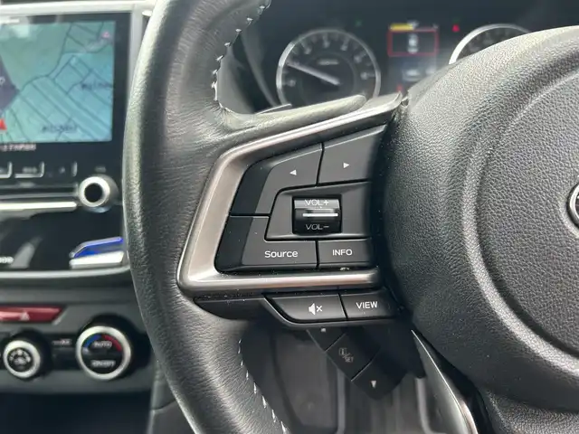 スバル インプレッサ スポーツ 1．6i－Lアイサイト 東京都 2019(令1)年 2万km アイスシルバーメタリック 純正ナビ/・Bluetooth/TV/CD/DVD/USB/EyeSight/・プリクラッシュブレーキ/・ツーリングアシスト/・全車速追従機能付きクルーズコントロール/・車線中央維持　先行車追従操舵機能/・車線逸脱抑制機能/・AT誤発進抑制機能/・AT誤後進抑制機能/・車線逸脱警報/・ふらつき警報/・先行車発進お知らせ/・定速クルーズコントロール/・後退時ブレーキアシスト/オートライト/バックカメラ/ブラインドスポットモニター/電動格納ミラー/横滑り防止装置/盗難防止装置/コーナーセンサー/16インチ純正ホイール/ETC/取扱説明書/保証書