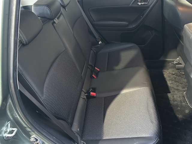 スバル フォレスター S－リミテッド 道央・札幌 2015(平27)年 5.8万km ジャスミングリーンM メーカーOP純正ナビ/純正夏AWセット積み込み/ワンオーナー/ETC/ドラレコ/ハーフレザーシート/前席パワーシート/前席シートヒーター/フルセグTV/バックカメラ