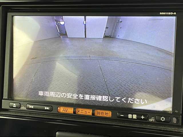 車両画像18