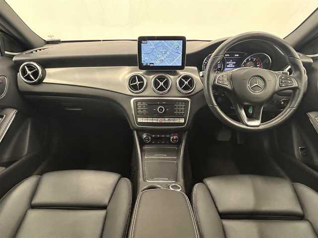 メルセデス・ベンツ ＧＬＡ２２０ 4マチック 道東・釧路十勝 2019(令1)年 3.9万km マウンテングレー メルセデス純正ナビ/リアカメラ/キーレスゴー/ESP/アクティブブレーキA/アテンションA/BSA/アクティブレーンキーピングA/デイライト/デュアルAAC/パノラマサンルーフ/ドラレコ（F）/PTG/PDC/DSR/アイドリングS/ダイナミックセレクト/PWシート/フォグライト/アップルカープレイ/パーキングライト