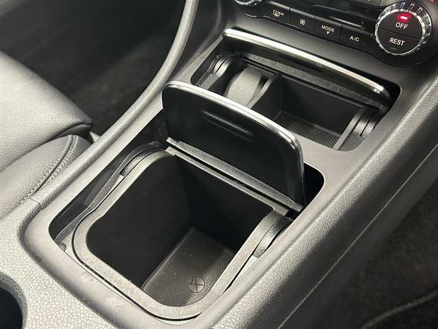 メルセデス・ベンツ ＧＬＡ２２０ 4マチック 道東・釧路十勝 2019(令1)年 3.9万km マウンテングレー メルセデス純正ナビ/リアカメラ/キーレスゴー/ESP/アクティブブレーキA/アテンションA/BSA/アクティブレーンキーピングA/デイライト/デュアルAAC/パノラマサンルーフ/ドラレコ（F）/PTG/PDC/DSR/アイドリングS/ダイナミックセレクト/PWシート/フォグライト/アップルカープレイ/パーキングライト