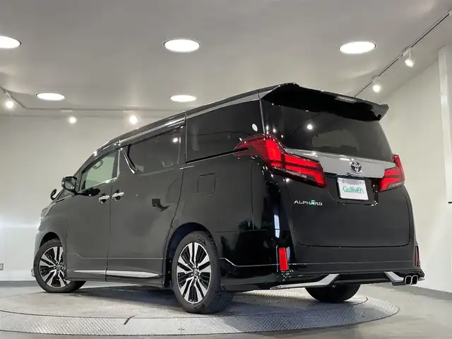 トヨタ アルファード S Cパッケージ 愛知県 2020(令2)年 2.5万km ブラック 純正ナビ/・AM/FM/CD/DVD/Bluetooth/・フルセグテレビ/Toyota Safety Ssnse/・プリクラッシュセーフティ/・レーンキープアシスト/・ロードサインアシスト/・レーダークルーズコントロール/・先行車発進告知機能/ブラインドスポットモニター/リヤクロストラフィックアラート/パーキングサポートブレーキ/フリップダウンモニター/クリアランスソナー/デジタルインナーミラー/サンルーフ/電動パワースライド/電動リアゲート/電動パーキング/プッシュスタートボタン/スマートキー/スペアキー/オートライト/オートマチックハイビーム/ダブルエアコン/モデリスタエアロ/オットマン/ETC/ドライブレコーダー/レザーシート/シートメモリ/パワーシート（D席＋N席＋セカンドシート）/純正LEDヘッドライト/純正18インチアルミホイル/フロアマット/保証書/取扱説明書