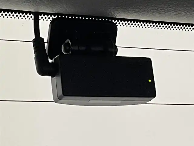 トヨタ アルファード S Cパッケージ 愛知県 2020(令2)年 2.5万km ブラック 純正ナビ/・AM/FM/CD/DVD/Bluetooth/・フルセグテレビ/Toyota Safety Ssnse/・プリクラッシュセーフティ/・レーンキープアシスト/・ロードサインアシスト/・レーダークルーズコントロール/・先行車発進告知機能/ブラインドスポットモニター/リヤクロストラフィックアラート/パーキングサポートブレーキ/フリップダウンモニター/クリアランスソナー/デジタルインナーミラー/サンルーフ/電動パワースライド/電動リアゲート/電動パーキング/プッシュスタートボタン/スマートキー/スペアキー/オートライト/オートマチックハイビーム/ダブルエアコン/モデリスタエアロ/オットマン/ETC/ドライブレコーダー/レザーシート/シートメモリ/パワーシート（D席＋N席＋セカンドシート）/純正LEDヘッドライト/純正18インチアルミホイル/フロアマット/保証書/取扱説明書
