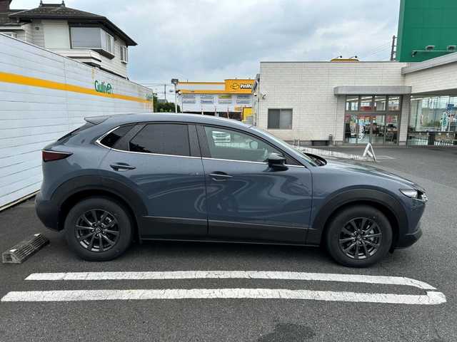 マツダ ＣＸ－３０ 20S 埼玉県 2022(令4)年 0.8万km ポリメタルグレーM /純正メモリナビ/ワンオーナー/フルセグテレビ/バックカメラ/アダプティブクルーズコントロール/プッシュスタート/ビルトインETC/クリアランスソナー/LEDヘッドライト/ABS/横滑り防止装置/オートライト/純正アルミホイール/Bluetooth接続/AAC/DVD再生/取扱説明書/保証書/