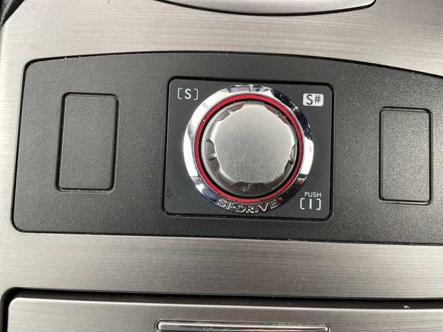 スバル レガシィ Ｂ４ 2．5i 道央・札幌 2011(平23)年 10.7万km スティールシルバーメタリック ・４WD/・社外ナビ/・DVD.CD.SD.フルセグ/・パドルシフト/・SIドライブ/・デジタルインナーミラー/・LEDライト/・ETC