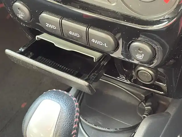 スズキ ジムニー クロスアドベンチャー 栃木県 2012(平24)年 13.5万km ブルーイッシュブラックパール3 リフトアップ/MKW　MK-46アルミホイール /ヨコハマジオランダータイヤ /LEDサンダーデカール /Bratオリジナルウイング /ケンウッドナビ【MDV-D706BT】 /CD/DVD/Bluetooth/フルセグTV/バックカメラ/D席シートヒーター　/ETC　/スタッドレスタイヤ4本積み込み/純正コイル等有