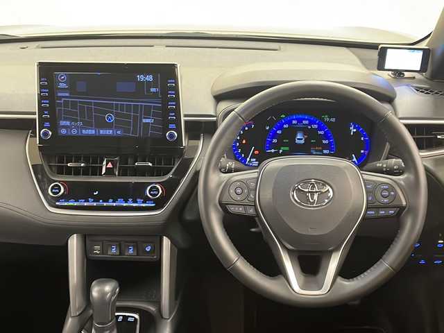 トヨタ カローラ クロス ハイブリッド Z 道央・札幌 2022(令4)年 1.9万km アティチュードブラックマイカ /４WD//純正フルセグナビ/（AM/FM/BT）//トヨタセーフティセンス//レーダークルーズコントロール//プリクラッシュセーフティ//オートライト//コーナーセンサー//レーンキープアシスト//ブラインドスポットモニター//バックカメラ//EVモード//ハーフレザーシート//ビルトインETC//純正エンジンスターター//スペアキー1本//モデリスタエアロ//純正18インチAW//ドアバイザー//ルーフレール//ガラスルーフ//フォグライト//ハンドルヒーター//寒冷地仕様