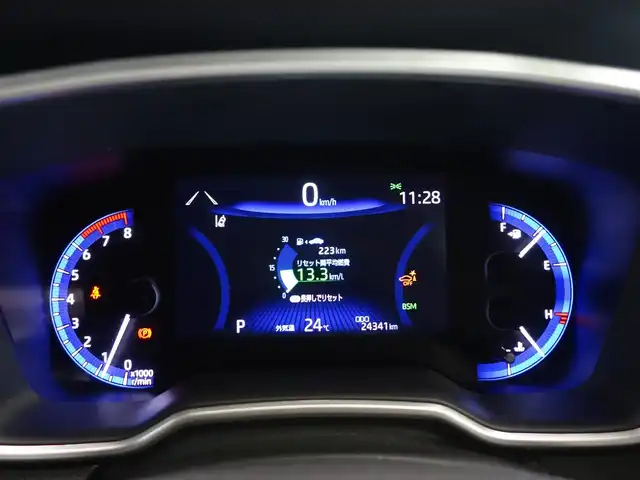 トヨタ カローラ クロス Z 静岡県 2023(令5)年 2.5万km アバンギャルドブロンズメタリック ワンオーナー／禁煙車/走行距離25千キロ/トヨタセーフティセンス/　・プリクラッシュセーフティ/　・レーントレーシングアラート/　・レーダークルーズコントロール/　・オートマチックハイビーム/　・先行車発進告知機能/BSM/純正ディスプレイオーディオ/　ナビ／USB/BT/ミラキャスト/バックカメラ/ビルトインETC/社外前後ドライブレコーダー/ハーフレザーシート/運転席パワーシート/前席シートヒーター/パワーバックドア/電子パーキング／オートホールド/スマートキー／プッシュスタート/純正フロントドリンクホルダー/純正フロアマット/純正ドアバイザー/取扱説明書／保証書