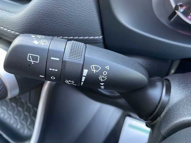 トヨタ ＲＡＶ４ X 岩手県 2019(令1)年 9.7万km アティチュードブラックマイカ ワンオーナー/純正9インチSDナビ/AM/FM/Bluetooth/フルセグTV(キャンセラー有)/純正オーディオ/バックカメラ/ETC2.0/前後ドライブレコーダー/レーダークルーズコントロール/衝突被害軽減ブレーキ/レーンキープアシスト/横滑り防止装置/オートライト/オートハイビーム/LEDヘッドライト/スマートキー/プッシュスタート/電動格納ミラー/純正17インチAW/社外冬タイヤ付AW積込/純正フロアマット/純正ドアバイザー/保証書/取扱説明書/記録簿/禁煙車