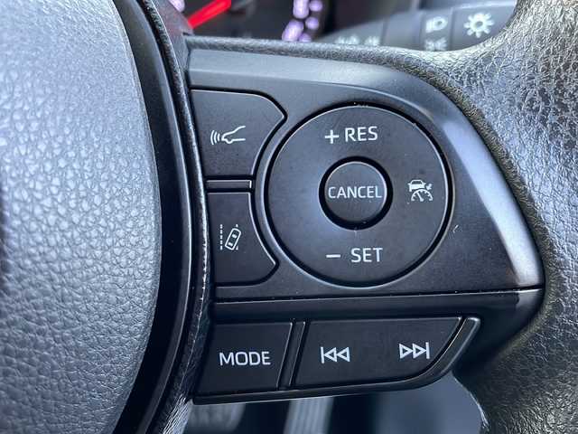 トヨタ ＲＡＶ４ X 岩手県 2019(令1)年 9.7万km アティチュードブラックマイカ ワンオーナー/純正9インチSDナビ/AM/FM/Bluetooth/フルセグTV(キャンセラー有)/純正オーディオ/バックカメラ/ETC2.0/前後ドライブレコーダー/レーダークルーズコントロール/衝突被害軽減ブレーキ/レーンキープアシスト/横滑り防止装置/オートライト/オートハイビーム/LEDヘッドライト/スマートキー/プッシュスタート/電動格納ミラー/純正17インチAW/社外冬タイヤ付AW積込/純正フロアマット/純正ドアバイザー/保証書/取扱説明書/記録簿/禁煙車