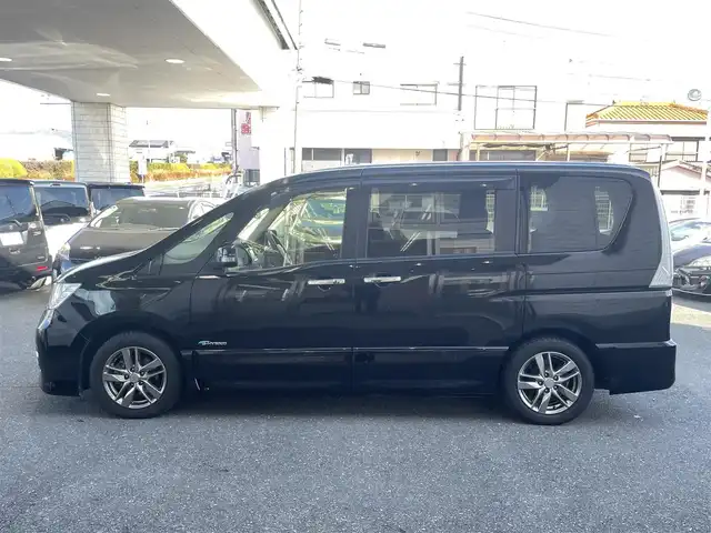 日産 セレナ