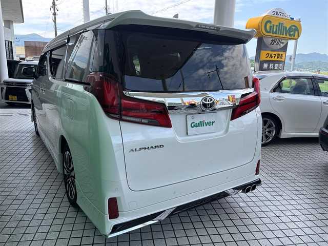 トヨタ アルファード S Cパッケージ 京都府 2022(令4)年 2.9万km ホワイトパールクリスタルシャイン モデリスタエアロ/ワンオーナー/トヨタセーフティセンス/・プリクラッシュセーフティ/・ロードサインアシスト/・レーダークルーズコントロール/・レーントレーシングアシスト/・アダブティブハイビームアシスト/純正9インチメモリーナビ、Bluetooth/純正後部フリップダウンモニター/デジタルインナーミラー/ビルトインETC/黒革シート（前席エアーシート、シートヒーター）/全席パワーシート/バックカメラ/運転席メモリーシート/両側パワースライドドア /パワーバックドア/LEDヘッドランプ/スペアキー