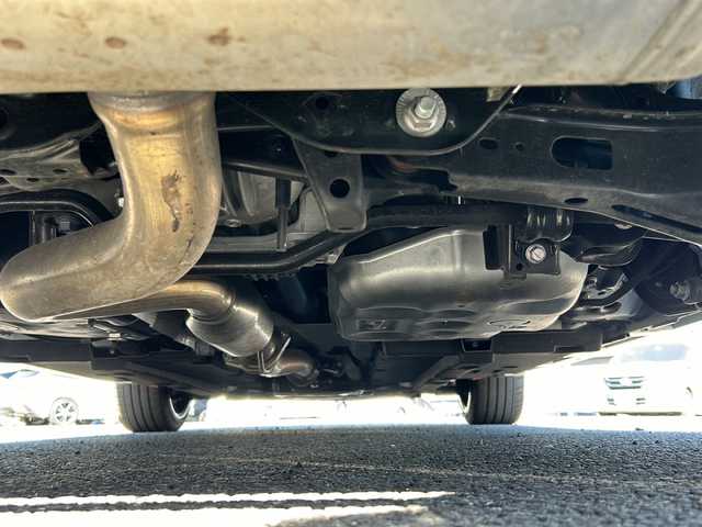 トヨタ ＧＲヤリス RZ ハイパフォーマンス 千葉県 2024(令6)年 1.3万km プラチナホワイトパールマイカ 6速MT/純正ナビ/フルセグテレビ/Bluetooth接続/USB端子/ETC2.0/ステアリングヒーター/運転席・助手席シートヒーター/左右分離型フルオートエアコン/トヨタセーフティセンス/レーダークルーズコントロール/レーンディパーチャーアラート/ブラインドスポットモニター/プリクラッシュセーフティー/リアクロストラフィックアラート/ロードサインアシスト/前後コーナーセンサー/盗難防止装置/横滑り防止装置/オートハイビーム/オートライト/LEDヘッドライト/プッシュスタート/スマートキー/本革ステアリング/純正１８インチアルミホイール/純正フロアマット