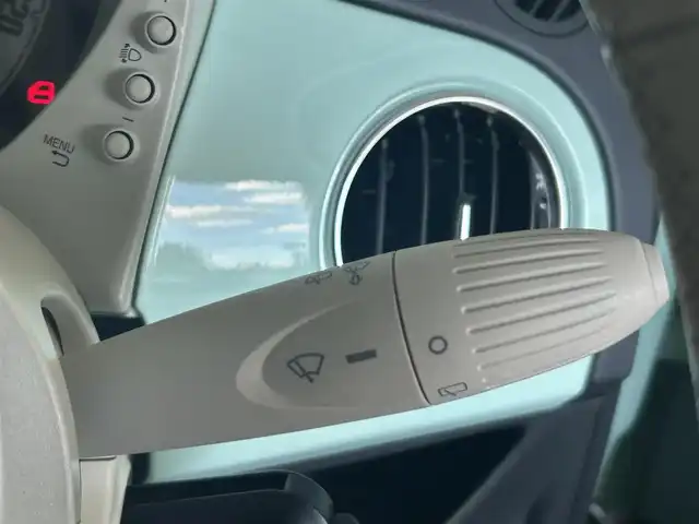 フィアット ５００ ツインエア ポップ 愛知県 2017(平29)年 4.9万km ライトブルー 純正オーディオ/AUX/バックカメラ/レザーステアリング/デジタルインナーミラー/ETC/USB/キャリア