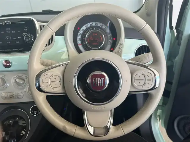 フィアット ５００ ツインエア ポップ 愛知県 2017(平29)年 4.9万km ライトブルー 純正オーディオ/AUX/バックカメラ/レザーステアリング/デジタルインナーミラー/ETC/USB/キャリア