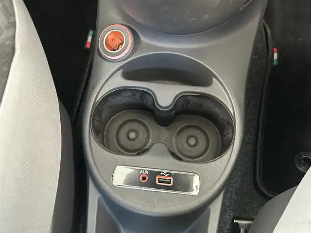 フィアット ５００ ツインエア ポップ 愛知県 2017(平29)年 4.9万km ライトブルー 純正オーディオ/AUX/バックカメラ/レザーステアリング/デジタルインナーミラー/ETC/USB/キャリア