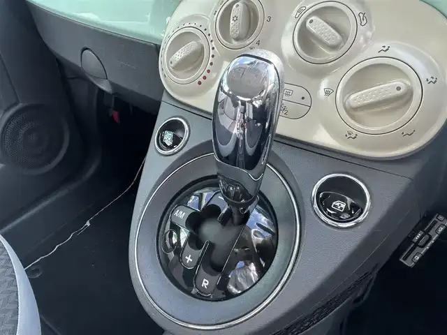 フィアット ５００ ツインエア ポップ 愛知県 2017(平29)年 4.9万km ライトブルー 純正オーディオ/AUX/バックカメラ/レザーステアリング/デジタルインナーミラー/ETC/USB/キャリア