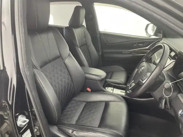 トヨタ ハリアー エレガンス 富山県 2016(平28)年 14.7万km ブラック 純正ナビ【NSZT-Y64T】/（AM/FM/CD/DVD/SD/BT）/フルセグTV/バックカメラ/オートLEDヘッドライト/横滑り防止装置/カーテンエアバッグ/ハーフレザーシート/運転席パワーシート/ETC/スマートキー×２/プッシュスタート/社外フロアマット