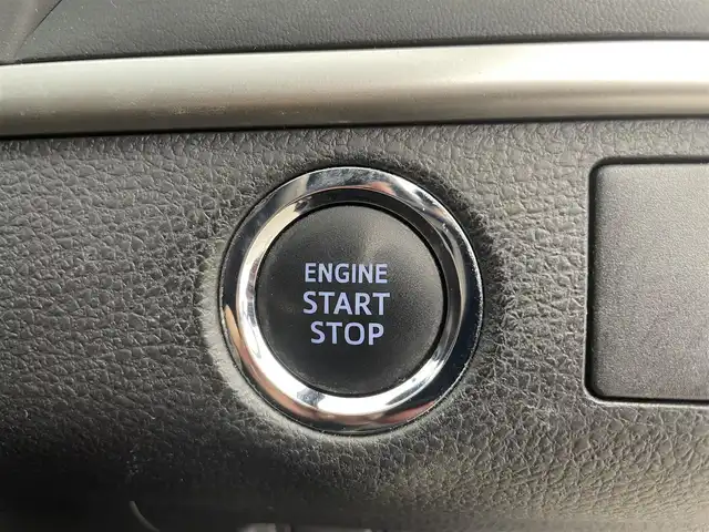 トヨタ ハリアー エレガンス 富山県 2016(平28)年 14.7万km ブラック 純正ナビ【NSZT-Y64T】/（AM/FM/CD/DVD/SD/BT）/フルセグTV/バックカメラ/オートLEDヘッドライト/横滑り防止装置/カーテンエアバッグ/ハーフレザーシート/運転席パワーシート/ETC/スマートキー×２/プッシュスタート/社外フロアマット