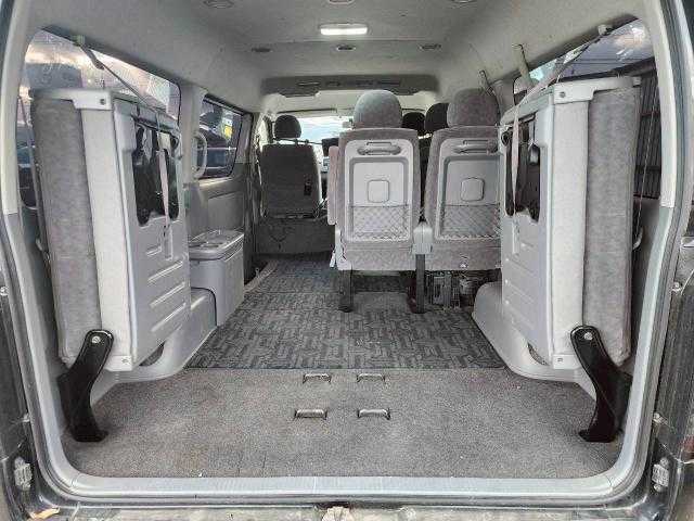 トヨタ ハイエース GL ロング 岩手県 2008(平20)年 16.9万km ブラックマイカ 社外ナビ/ＣＤ／ＤＶＤ／ＢＴ／フルセグ/Ｂカメラ/オートライト/パワースライドドア/純正フロアマット/リアモニター/１００Ｖ電源/取扱説明書/保証書/スペアキー