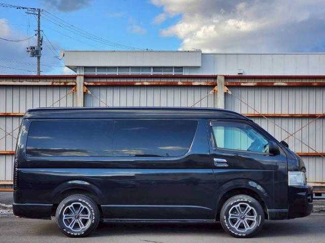 トヨタ ハイエース GL ロング 岩手県 2008(平20)年 16.9万km ブラックマイカ 社外ナビ/ＣＤ／ＤＶＤ／ＢＴ／フルセグ/Ｂカメラ/オートライト/パワースライドドア/純正フロアマット/リアモニター/１００Ｖ電源/取扱説明書/保証書/スペアキー