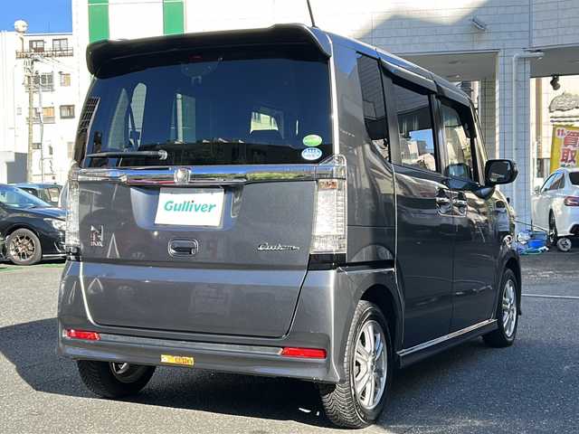 ホンダ Ｎ ＢＯＸ カスタム G Lパッケージ 埼玉県 2012(平24)年 4.5万km ポリッシュドメタルメタリック 純正メモリナビ/CD/DVD/ワンセグ/SD/USB/バックカメラ/片側パワースライドドア/プッシュスタート/スマートキー/純正エアロ（サイド、リアスポイラー）/純正14インチアルミホイール（オールシーズンタイヤ）/電動格納ミラー/ウィンカーミラー/オートライト/前後ドラレコ/HID/フォグランプ/ETC/横滑り防止機能/純正フロアマット/保証書/取扱説明書