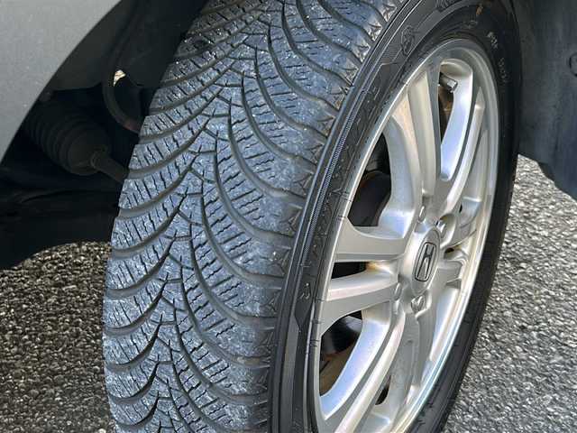 ホンダ Ｎ ＢＯＸ カスタム G Lパッケージ 埼玉県 2012(平24)年 4.5万km ポリッシュドメタルメタリック 純正メモリナビ/CD/DVD/ワンセグ/SD/USB/バックカメラ/片側パワースライドドア/プッシュスタート/スマートキー/純正エアロ（サイド、リアスポイラー）/純正14インチアルミホイール（オールシーズンタイヤ）/電動格納ミラー/ウィンカーミラー/オートライト/前後ドラレコ/HID/フォグランプ/ETC/横滑り防止機能/純正フロアマット/保証書/取扱説明書