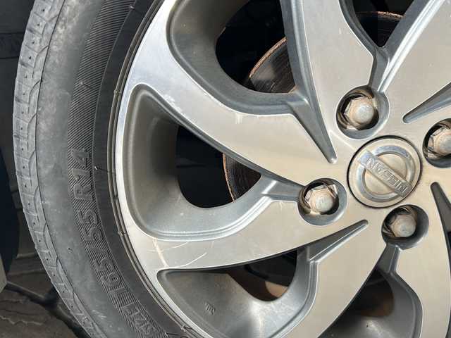 日産 ルークス ハイウェイスター 静岡県 2013(平25)年 9.6万km スノーパールホワイト 社外オーディオ/・USB/AUX/ラジオ/主要装備/・片側パワースライドドア　/・オートライト　/・スマートキー　/・プッシュスタート　/・パワーステアリング　/・パワーウィンド　/・オートエアコン　/・純正フロアマット　/・純正アルミホイール　/・盗難防止装置　/・フォグランプ　/・ＵＳＢ挿入口