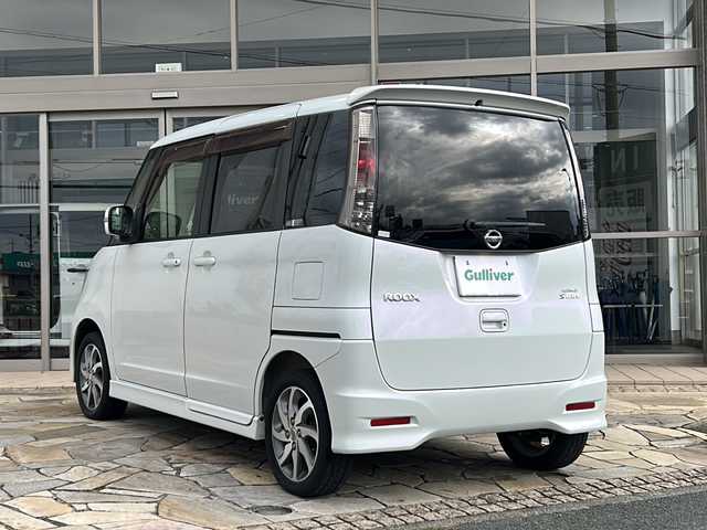 日産 ルークス ハイウェイスター 静岡県 2013(平25)年 9.6万km スノーパールホワイト 社外オーディオ/・USB/AUX/ラジオ/主要装備/・片側パワースライドドア　/・オートライト　/・スマートキー　/・プッシュスタート　/・パワーステアリング　/・パワーウィンド　/・オートエアコン　/・純正フロアマット　/・純正アルミホイール　/・盗難防止装置　/・フォグランプ　/・ＵＳＢ挿入口