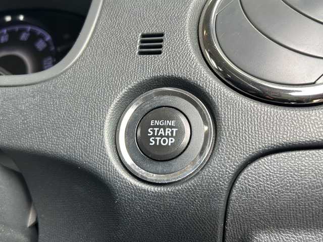 日産 ルークス ハイウェイスター 静岡県 2013(平25)年 9.6万km スノーパールホワイト 社外オーディオ/・USB/AUX/ラジオ/主要装備/・片側パワースライドドア　/・オートライト　/・スマートキー　/・プッシュスタート　/・パワーステアリング　/・パワーウィンド　/・オートエアコン　/・純正フロアマット　/・純正アルミホイール　/・盗難防止装置　/・フォグランプ　/・ＵＳＢ挿入口