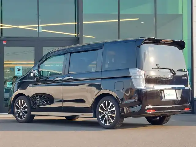 ホンダ ステップワゴン スパーダ Z クールスピリット 東京都 2013(平25)年 6.7万km プレミアムスパークルブラックパール 純正ナビ/フルセグ/バックカメラ/ビルトインETC/両側パワースライドドア/クルーズコントロール/ハーフレザーシート/HIDヘッドライト/アイドリングストップ/ECON/パドルシフト/純正17インチAW