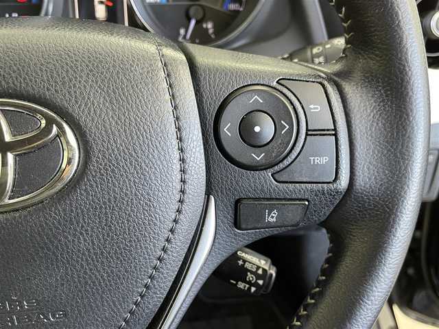 トヨタ オーリスハイブリッド Gパッケージ 群馬県 2016(平28)年 2.9万km ブラックマイカ 純正ナビ　バックカメラ　フルセグＴＶ　ETC　ドラレコ　ハーフレザーシート　シートヒーター　衝突被害軽減ブレーキ　クルーズコントロール　純正アルミホイール　スマートキー　LEDヘッドライト　禁煙車