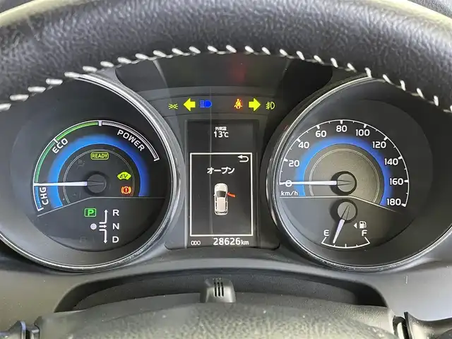 トヨタ オーリスハイブリッド Gパッケージ 群馬県 2016(平28)年 2.9万km ブラックマイカ 純正ナビ　バックカメラ　フルセグＴＶ　ETC　ドラレコ　ハーフレザーシート　シートヒーター　衝突被害軽減ブレーキ　クルーズコントロール　純正アルミホイール　スマートキー　LEDヘッドライト　禁煙車